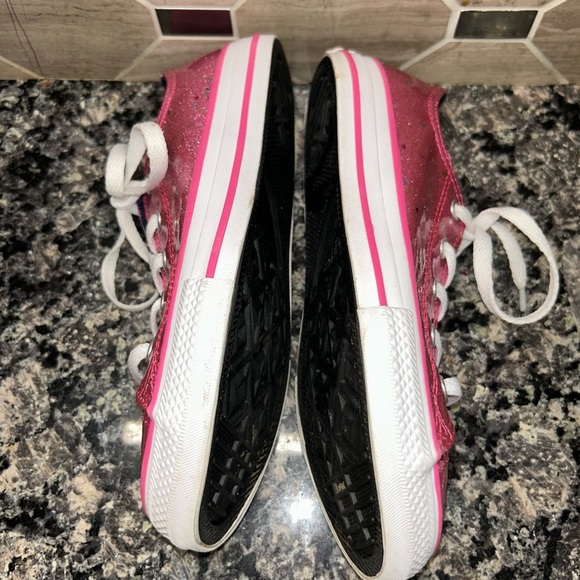 Converse Girl Youth Junior Size 3 Pink 665108C Sparkle Glitter Sneaker - Picture 8 of 10